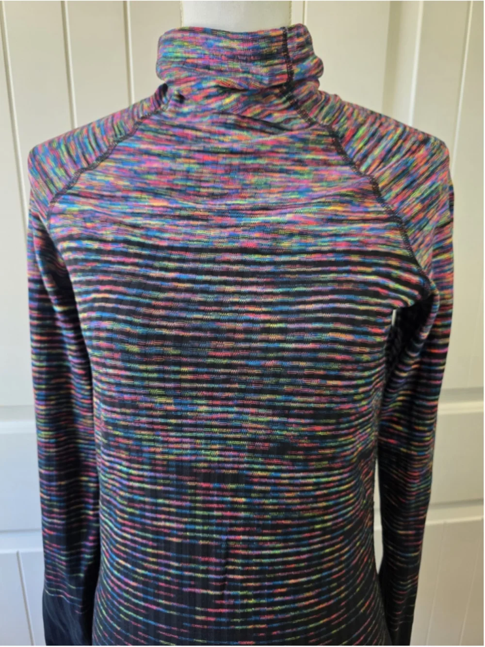 Nike Pro Hyperwarm Cowl Neck Pullover Top Sz L Multicolor Thermal Outdoors Layer